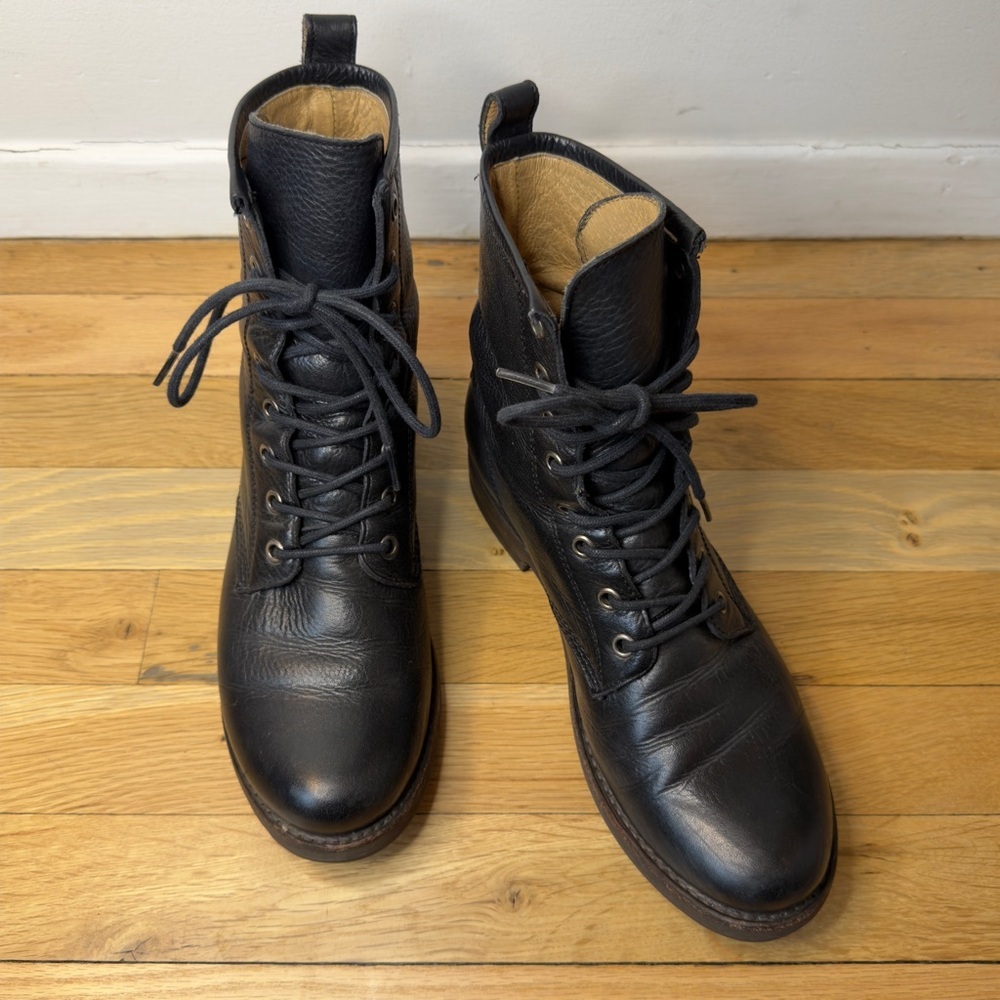 Frye Sabrina 6G Lace Up Black Leather Boots Size 9 - Picture 12 of 13